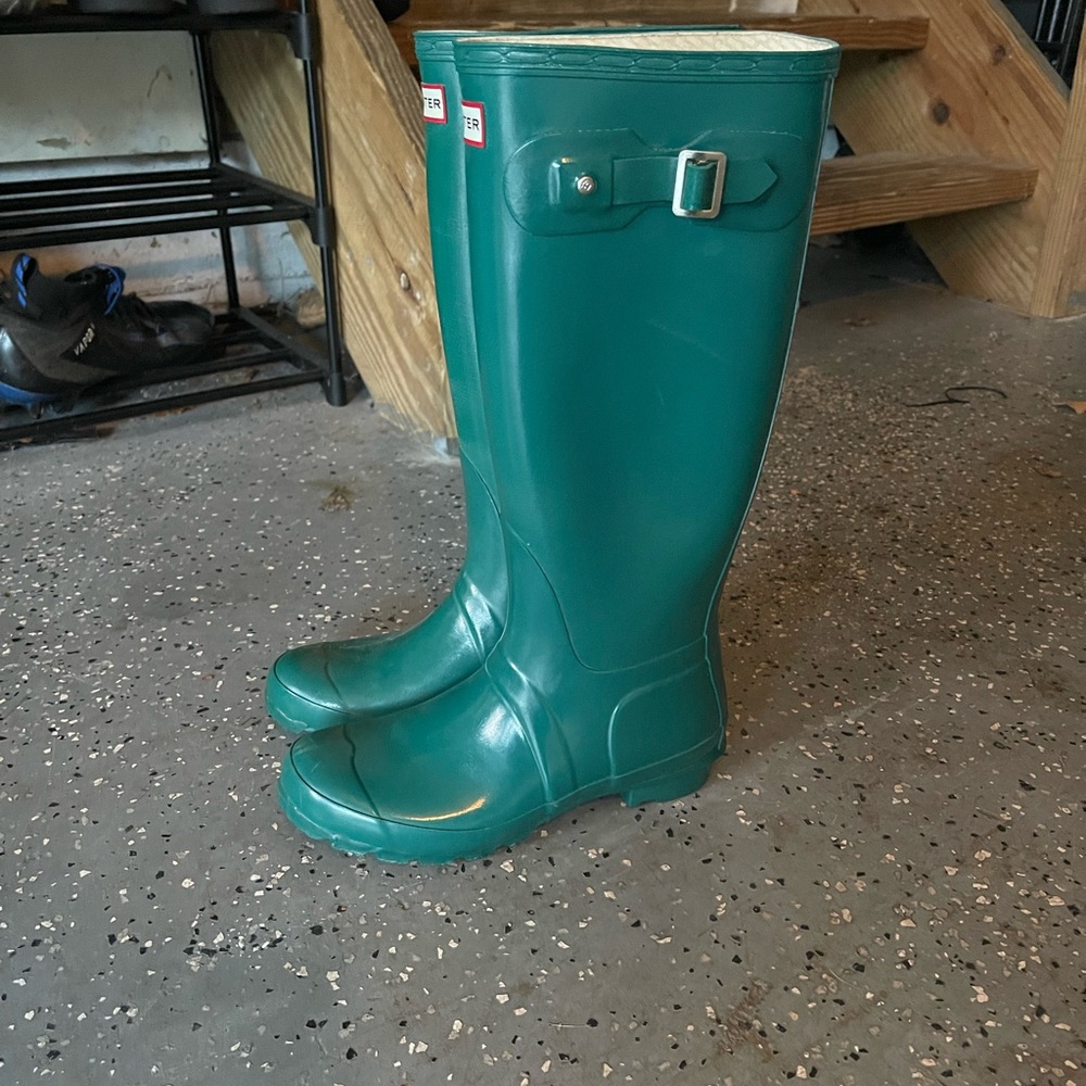 Hunter aqua green rain boots size 9
